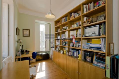 Apartamento T6 Arroios