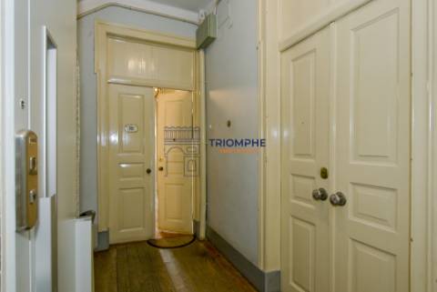 Apartamento T6 Arroios