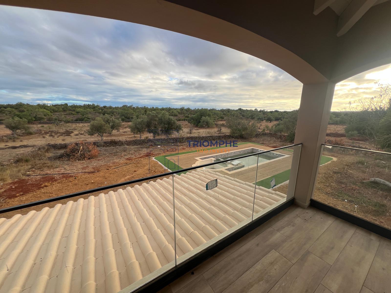 Moradia Isolada Piscina Terreno 5.000 m² Algoz