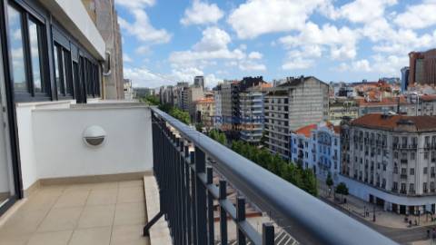 Penthouse T3 - Lisboa