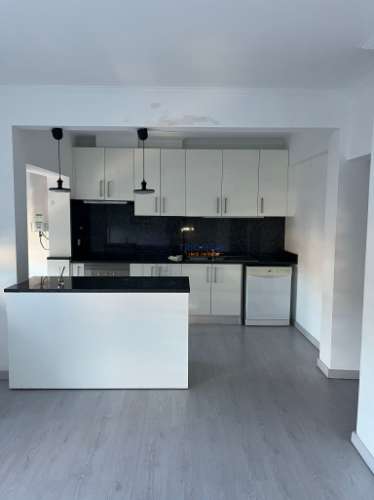 Apartamento T2 - Lugar de Estacionamento - Cascais