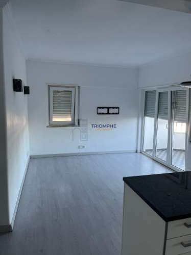 Apartamento T2 - Lugar de Estacionamento - Cascais