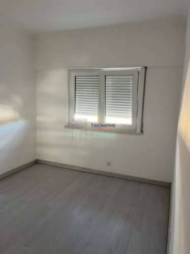 Apartamento T2 - Lugar de Estacionamento - Cascais