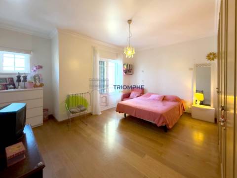 Moradia T4 Condomínio fechado - Piscina - Albarraque