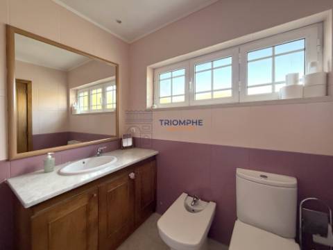 Moradia T4 Condomínio fechado - Piscina - Albarraque