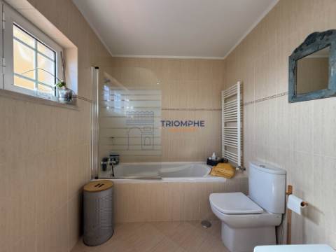 Moradia T4 Condomínio fechado - Piscina - Albarraque