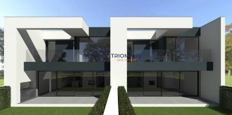 Terreno Urbano - Projeto Aprovado - Alvor