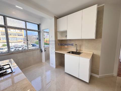 Apartamento T3 Renovado - Amadora