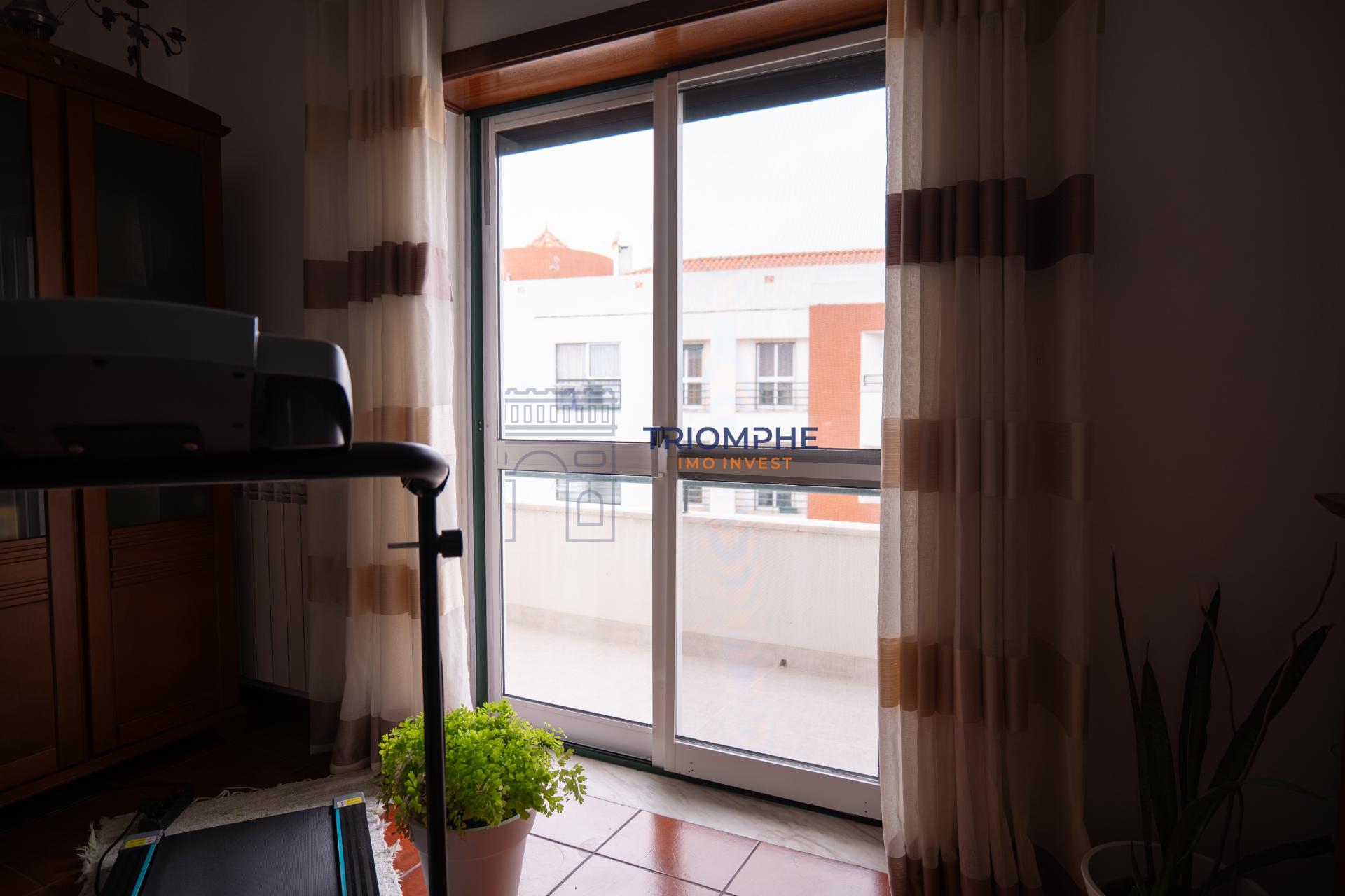 T3 Com garagem Cardal, Vila Nova da Barquinha