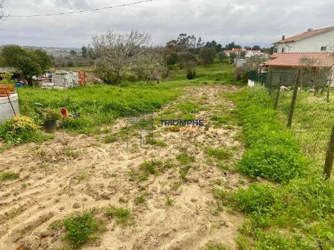 Terreno c/ projeto aprovado, Cela, Alcobaça