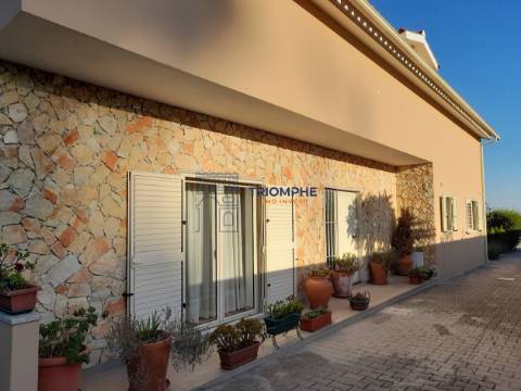 Moradia T3 com Jardim - Figueiró dos Vinhos 