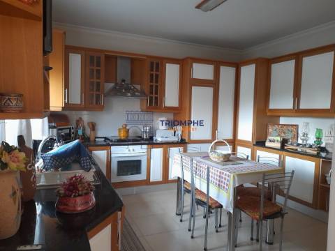 Moradia T3 com Jardim - Figueiró dos Vinhos 