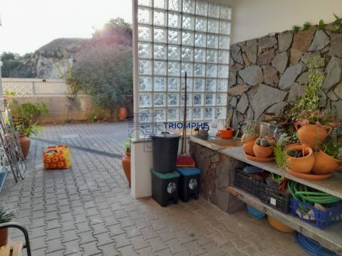 Moradia T3 com Jardim - Figueiró dos Vinhos 