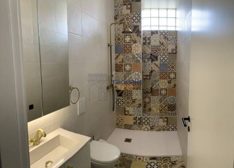 Apartamento T0+2 na Benedita