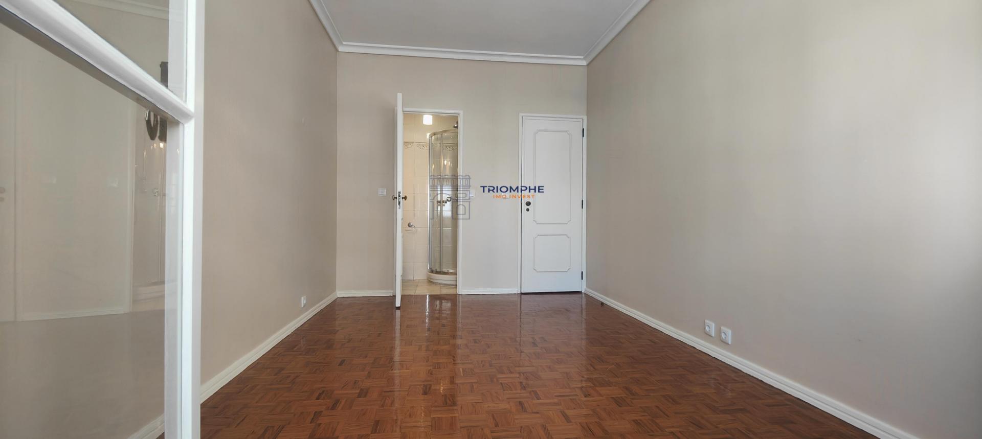 Apartamento T3 Avenidas Novas