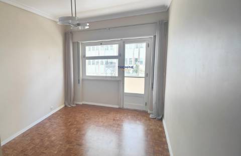 Apartamento T3 Avenidas Novas