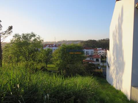 Terreno Urbanizável em Parceiros, Leiria com 1640 m2