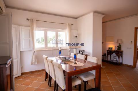 Moradia T3+1 Charneca de Alcorochel, Torres Novas