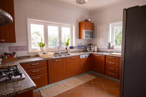 Moradia T3+1 Charneca de Alcorochel, Torres Novas