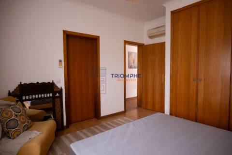 Moradia T3+1 Charneca de Alcorochel, Torres Novas