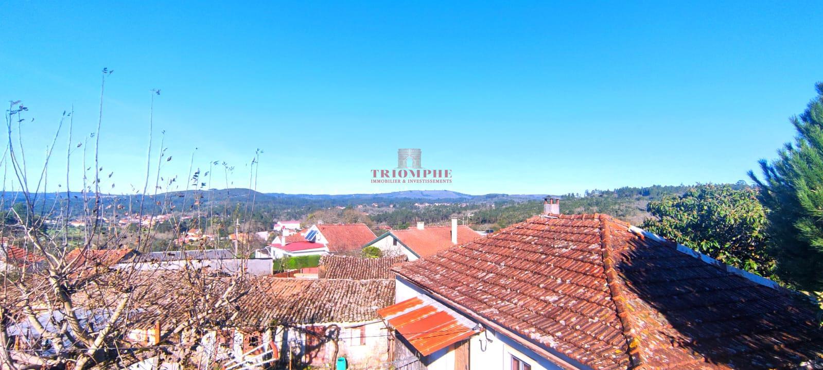 Moradia T2 + 1 com pequena Quinta, Alvorge, Ansião