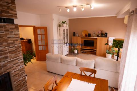 T4 Duplex com box em Vila Nova da Barquinha