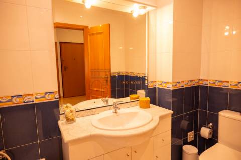 T4 Duplex com box em Vila Nova da Barquinha