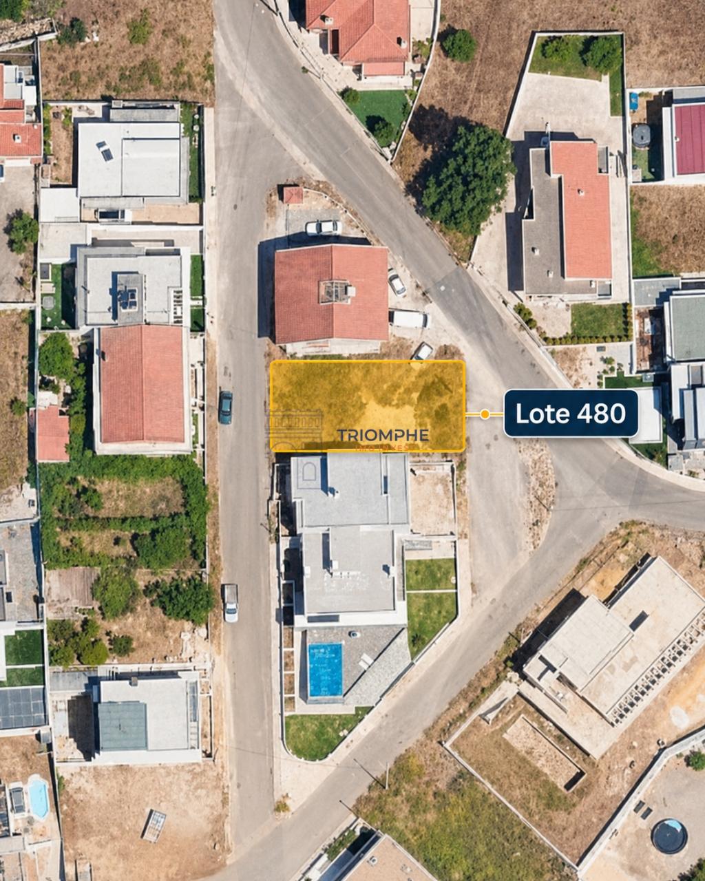 Terreno urbano - 305 m² em Odivelas - Vista Rio