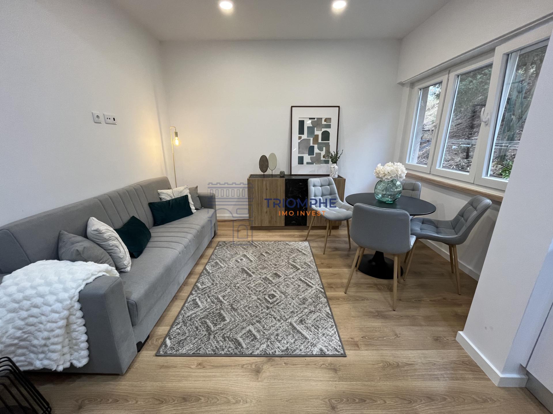 Apartamento T2 Benfica - Totalmente Remodelado
