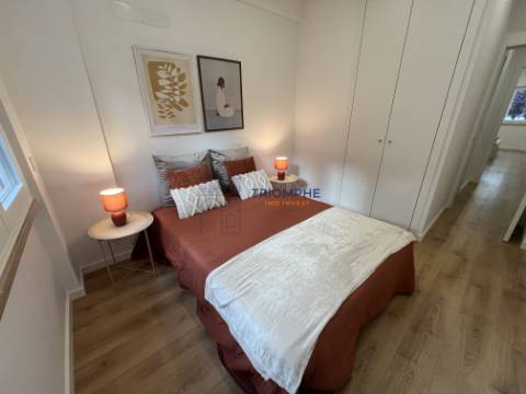 Apartamento T2 Benfica - Totalmente Remodelado
