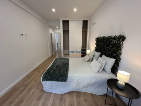 Apartamento T2 Benfica - Totalmente Remodelado