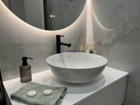 Apartamento T2 Benfica - Totalmente Remodelado