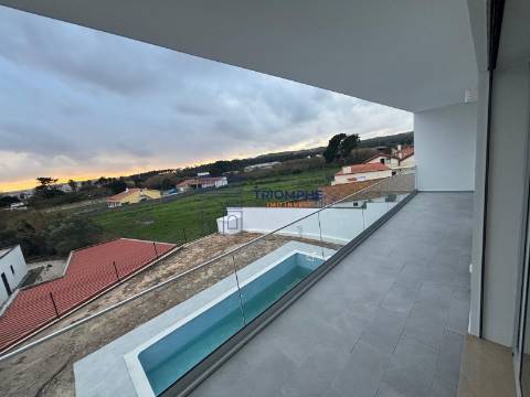 Moradia nova -T4 São Martinho do Porto