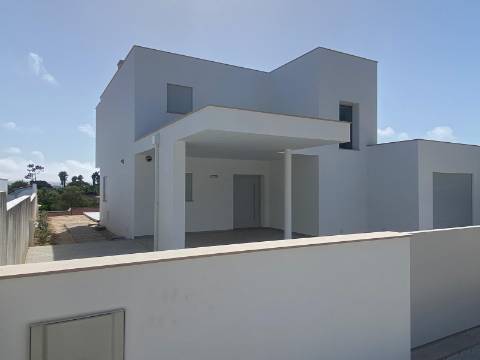 Moradia nova -T4 São Martinho do Porto