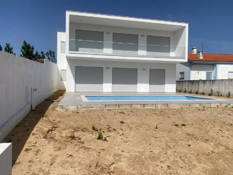 Moradia nova -T4 São Martinho do Porto