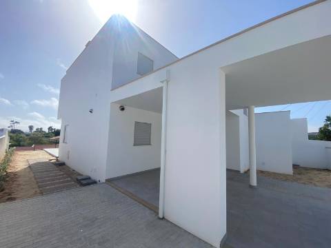 Moradia nova -T4 São Martinho do Porto