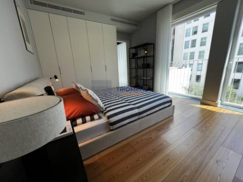 Apartamento T0 - Lisboa - Gagarem e Piscina