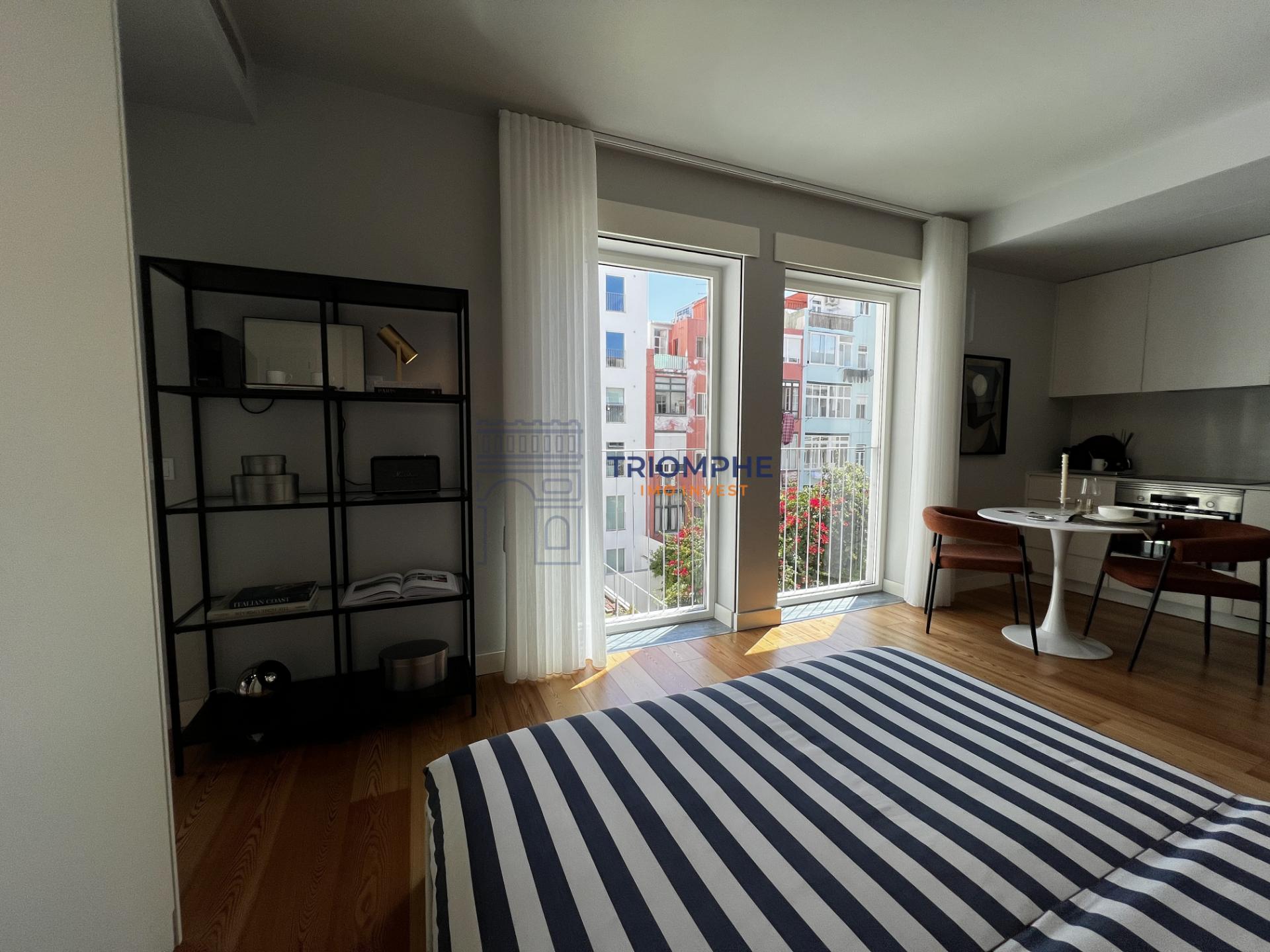 Apartamento T0 - Lisboa - Gagarem e Piscina