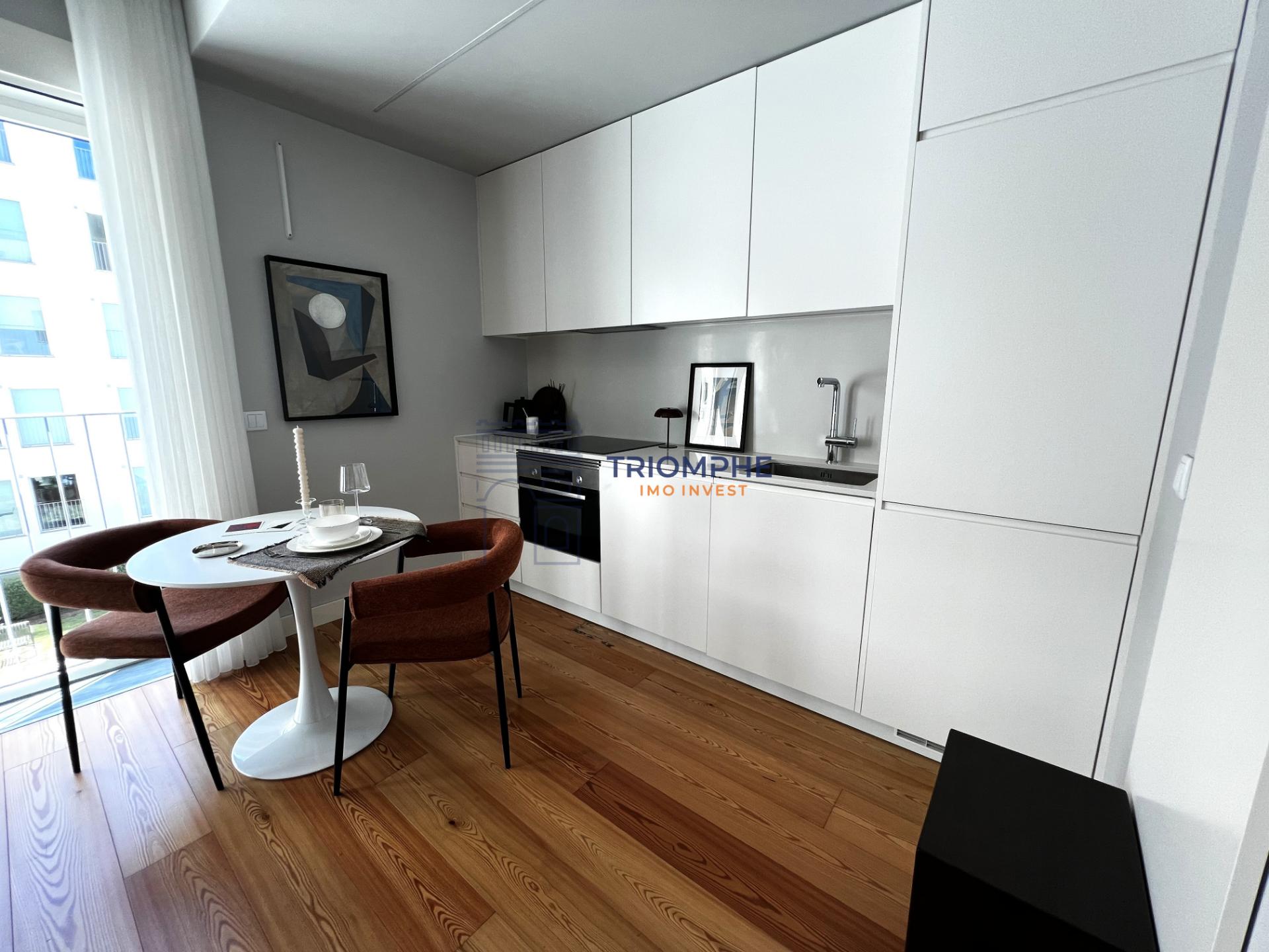 Apartamento T0 - Lisboa - Gagarem e Piscina