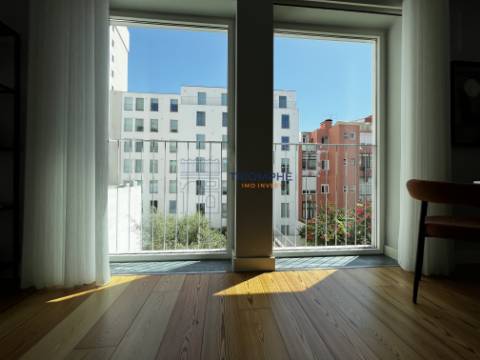 Apartamento T0 - Lisboa - Gagarem e Piscina