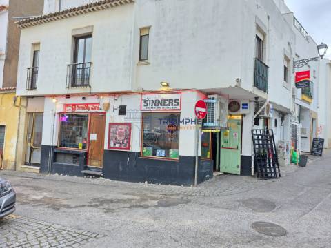 Arrendamento Bar em funcionamento em Lagos