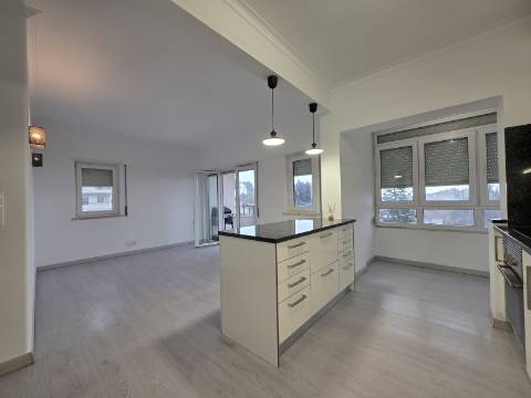 Apartamento T2 com vista | Fontaínhas - Cascais