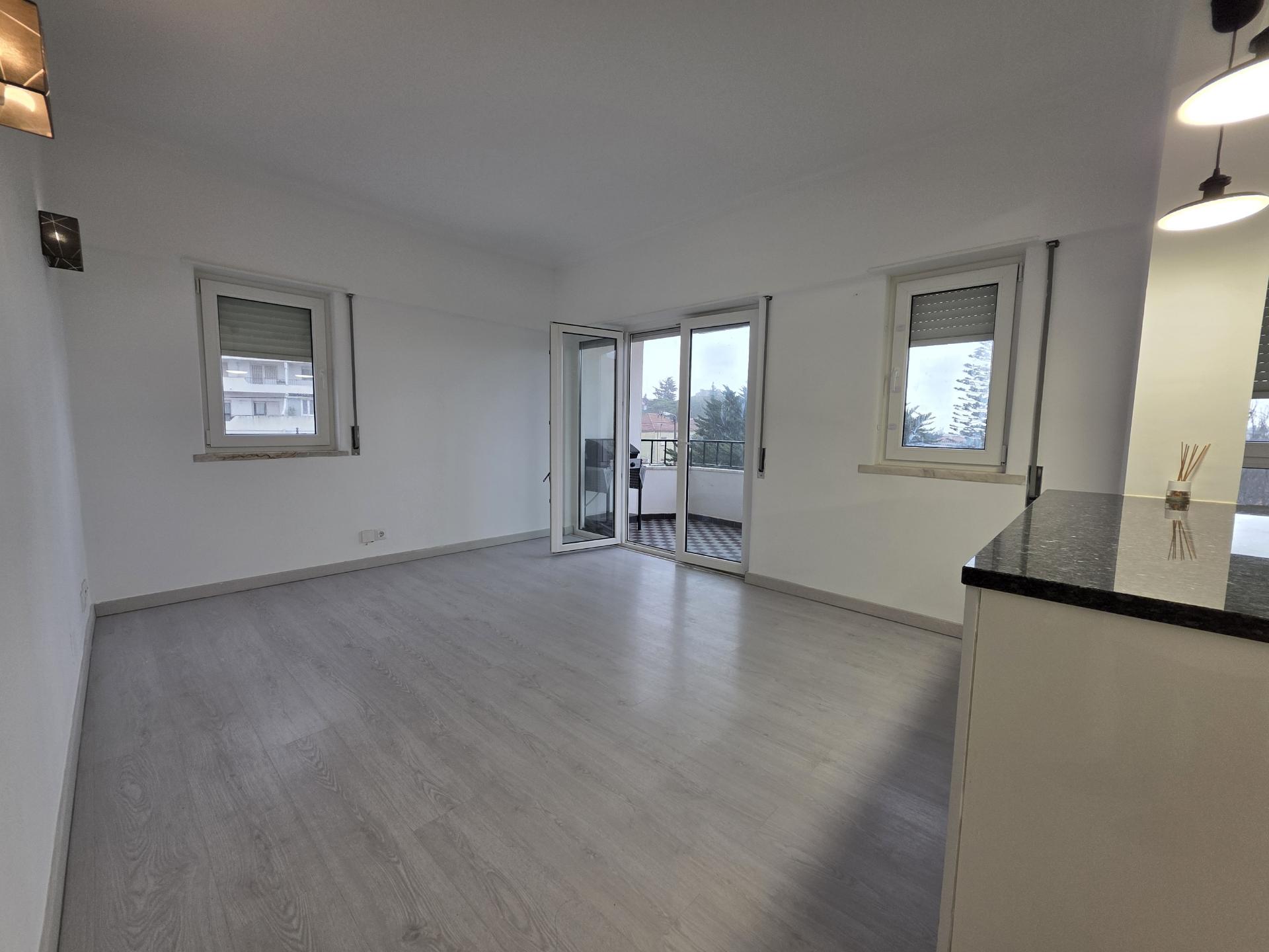 Apartamento T2 com vista | Fontaínhas - Cascais