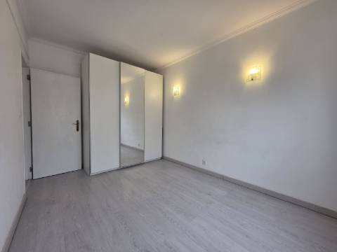 Apartamento T2 com vista | Fontaínhas - Cascais