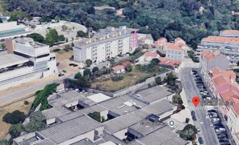 Terreno com 2.000 m² na Ajuda - Lisboa - Potencial de Construção