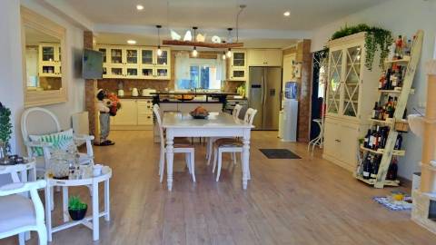 Moradia T3 com piscina + Lote de terreno em Terrugem, Sintra