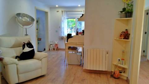 Moradia T3 com piscina + Lote de terreno em Terrugem, Sintra