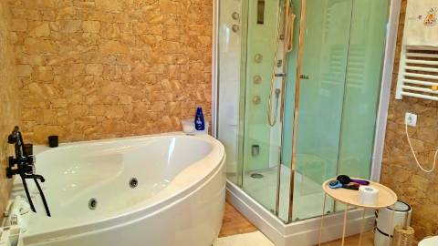 Moradia T3 com piscina + Lote de terreno em Terrugem, Sintra