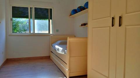 Moradia T3 com piscina + Lote de terreno em Terrugem, Sintra