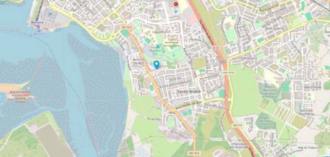 Loja com terraço, 4 divisões e rendimento de 1.200€/mês